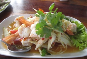 ยำมะม่วงกุ้งสด