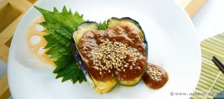 สูตรอาหารญี่ปุ่น – มะเขือโรยงา (เดนงะคุ นะซุ)