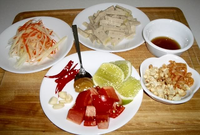สูตรอาหาร – ส้มตำหมูยอ