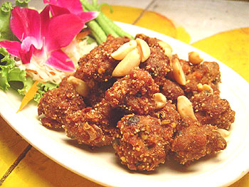 สูตรอาหารอีสาน – ลาบหมูทอด