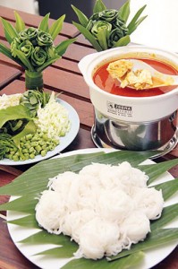 สูตรอาหาร – ขนมจีนน้ำยาปู